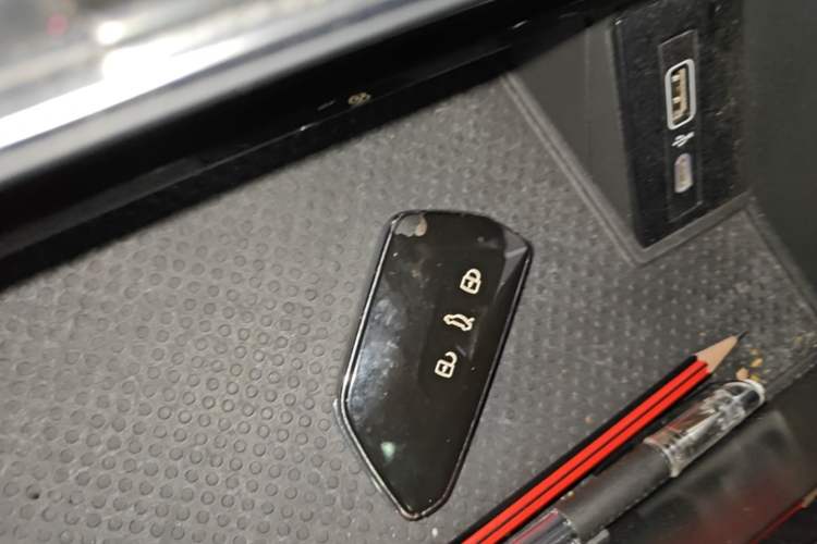 Used Volkswagen Teramont 2023 380TSI Four-Wheel Drive Luxury Edition Vehicle Key