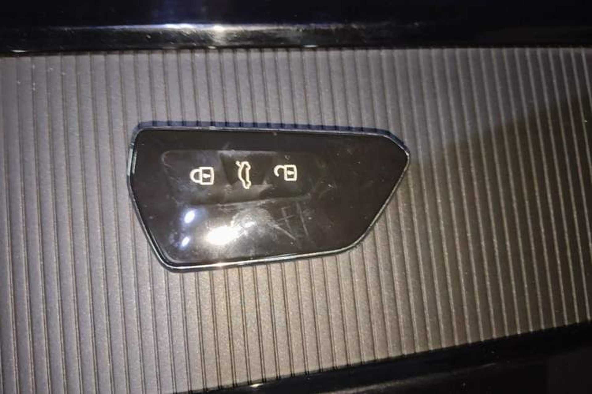 Used Volkswagen Teramont 2023 380TSI Four-Wheel Drive Prestige Flagship Edition Vehicle Key