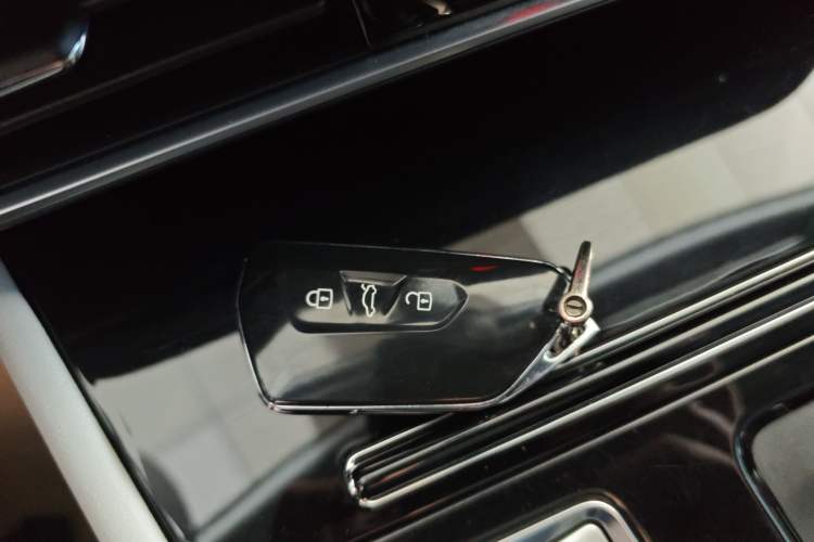 Used Volkswagen Teramont 2023 380TSI Four-Wheel Drive Prestige Luxury Edition Vehicle Key