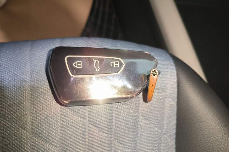 Used Volkswagen Teramont 2023 380TSI Four-Wheel Drive Luxury Edition Vehicle Key