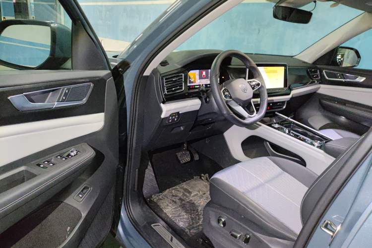 Used Volkswagen Teramont 2023 380TSI Four-Wheel Drive Luxury Edition Driver Seat