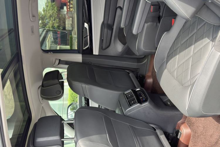 Used Volkswagen Teramont 2023 530 V6 All-Wheel Drive Prestige Flagship Edition Interior 4