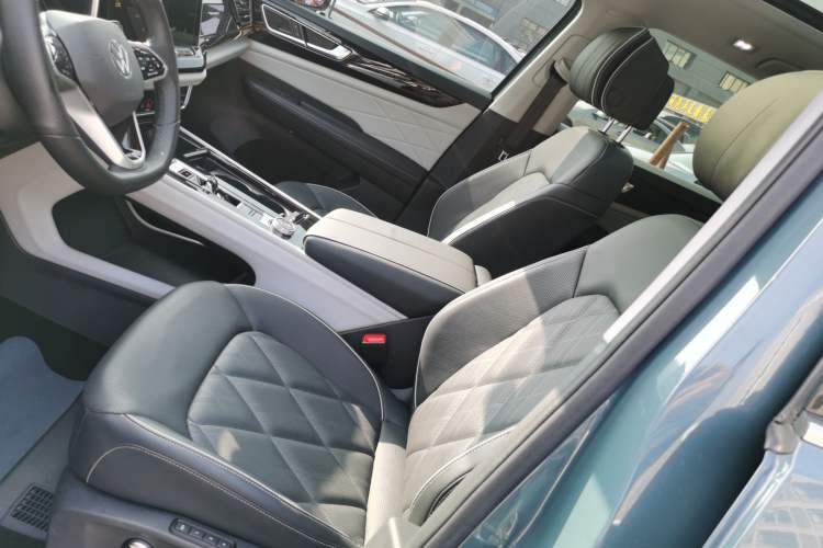 Used Volkswagen Teramont 2023 380TSI Four-Wheel Drive Prestige Luxury Edition Left Front Seat