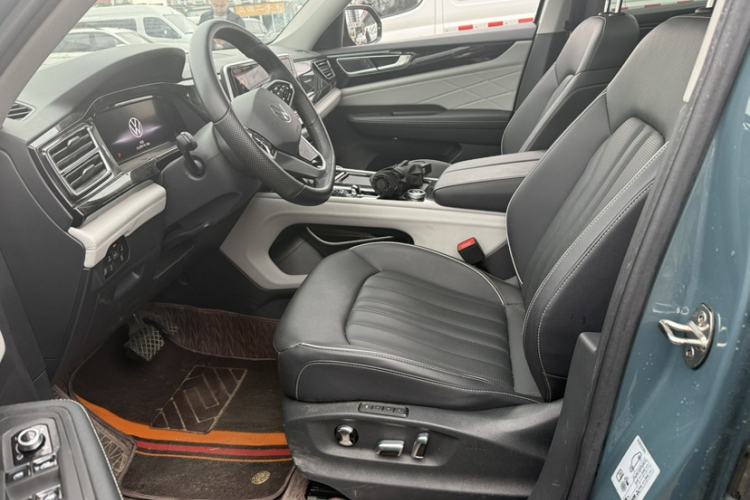 Used Volkswagen Teramont 2023 380TSI Four-Wheel Drive Prestige Luxury Edition Left Front Seat