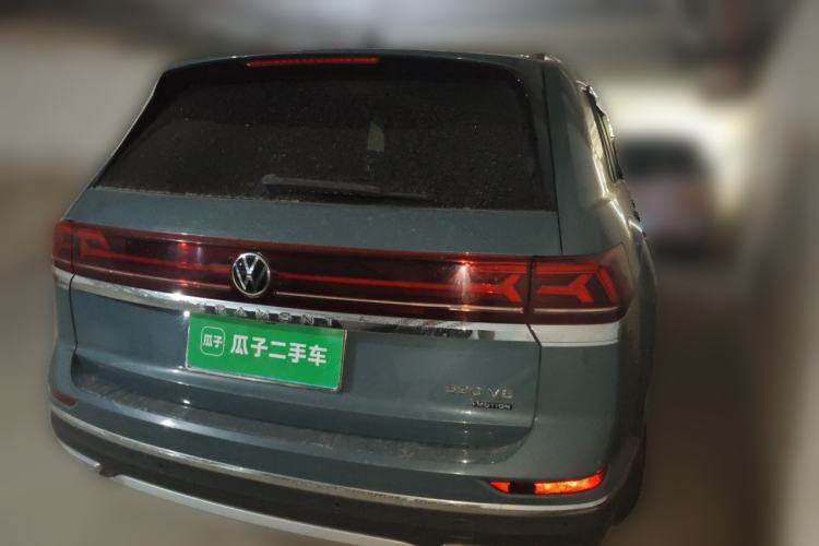 Used Volkswagen Teramont 2023 530 V6 Four-Wheel Drive Prestige Luxury Edition Rear Right 45 Deg