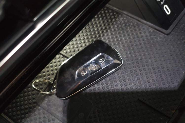 Used Volkswagen Teramont 2023 380TSI Four-Wheel Drive Prestige Flagship Edition Vehicle Key