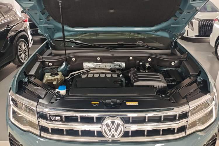Used Volkswagen Teramont 2023 530 V6 All-Wheel Drive Prestige Flagship Edition Engine Bay