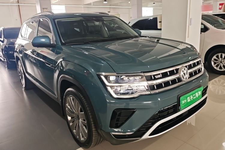 Used Volkswagen Teramont 2023 530 V6 All-Wheel Drive Prestige Flagship Edition Front Right 45 Deg
