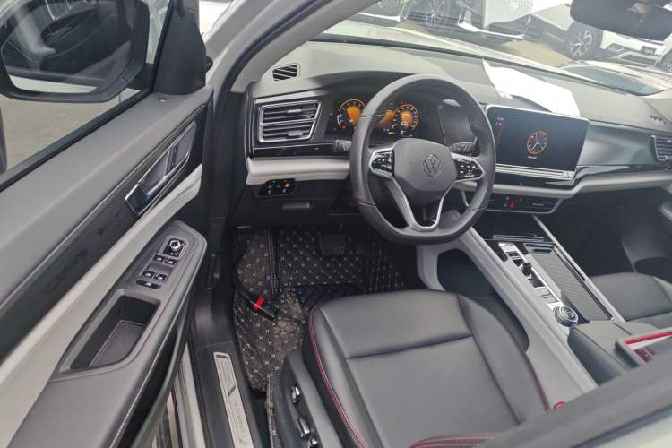 Used Volkswagen Teramont 2023 380TSI Four-Wheel Drive Luxury Edition Interior 3