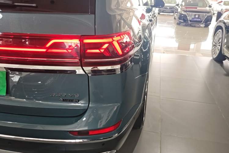 Used Volkswagen Teramont 2023 530 V6 All-Wheel Drive Prestige Flagship Edition Right Rear Taillight