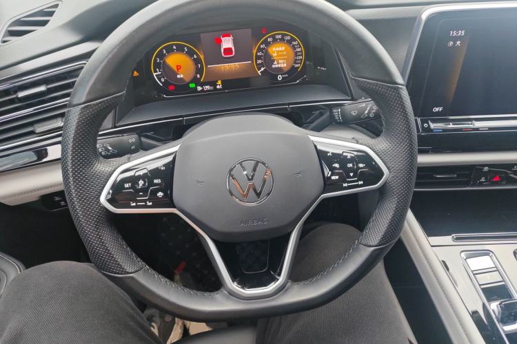 Used Volkswagen Teramont 2023 380TSI Four-Wheel Drive Luxury Edition Steering Wheel