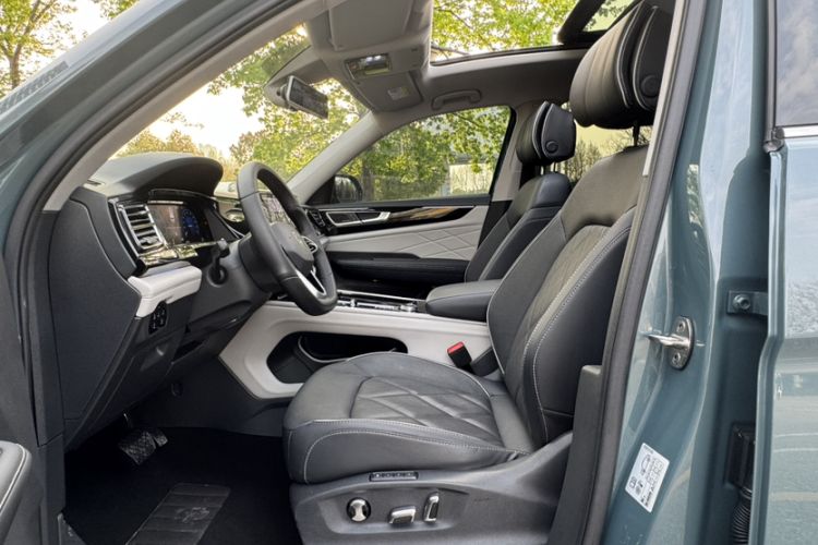 Used Volkswagen Teramont 2023 380TSI Four-Wheel Drive Prestige Flagship Edition Left Front Seat
