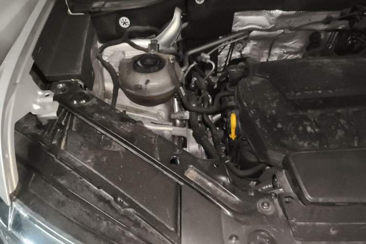 Used Volkswagen Teramont 2023 380TSI Four-Wheel Drive Prestige Flagship Edition Engine Bay Right