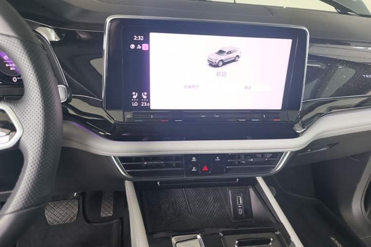 Used Volkswagen Teramont 2024 380TSI Four-Wheel Drive Longxiang Edition Audio And AC Panel