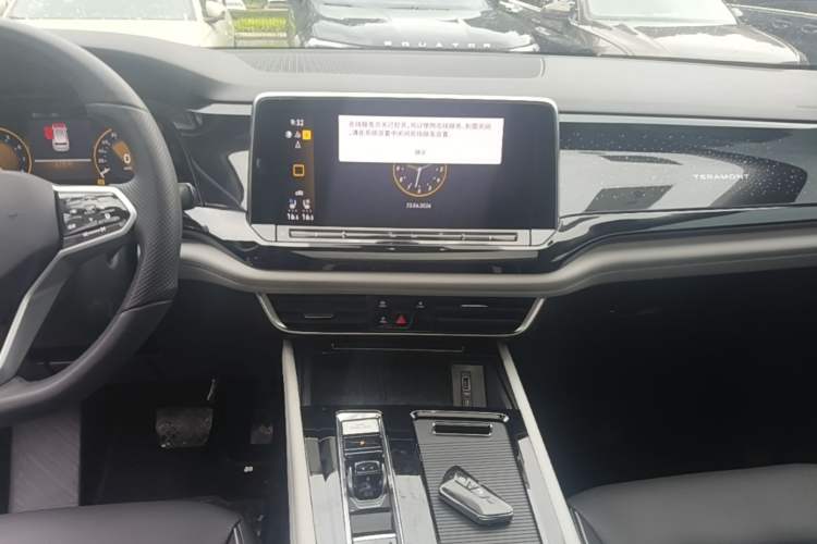 Used Volkswagen Teramont 2024 380TSI Four-Wheel Drive Longxiang Edition Audio And AC Panel