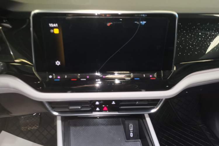Used Volkswagen Teramont 2024 380TSI Four-Wheel Drive Prestige Luxury Edition Audio And AC Panel