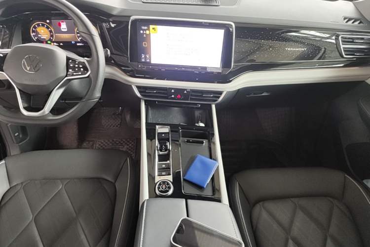 Used Volkswagen Teramont 2024 380TSI Four-Wheel Drive Prestige Luxury Edition Audio And AC Panel