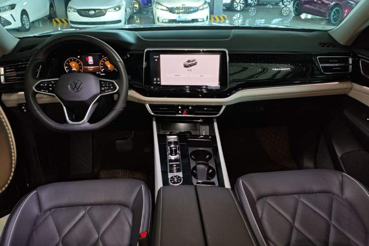 Used Volkswagen Teramont 2024 380TSI Four-Wheel Drive Prestige Luxury Edition Center Console