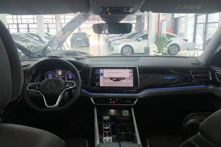 Used Volkswagen Teramont 2024 380TSI All-Wheel Drive Longyao Edition Center Console