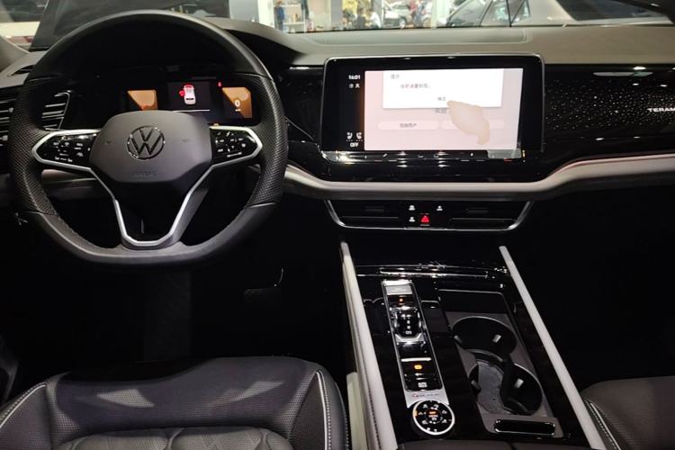 Used Volkswagen Teramont 2024 380TSI Four-Wheel Drive Prestige Luxury Edition Center Console