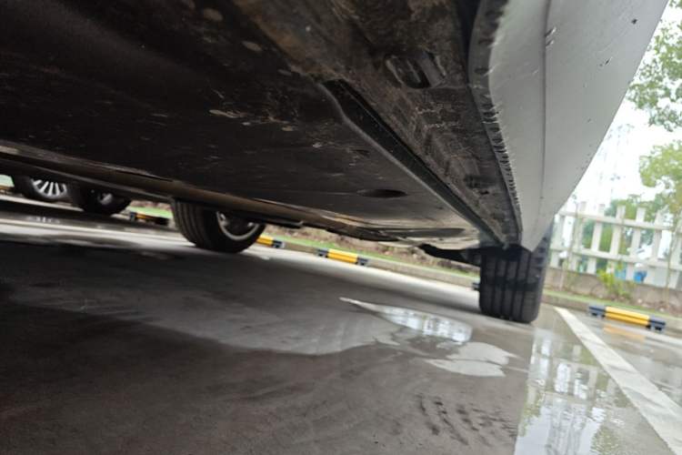 Used Volkswagen Teramont 2024 380TSI Four-Wheel Drive Longxiang Edition Chassis Front Left