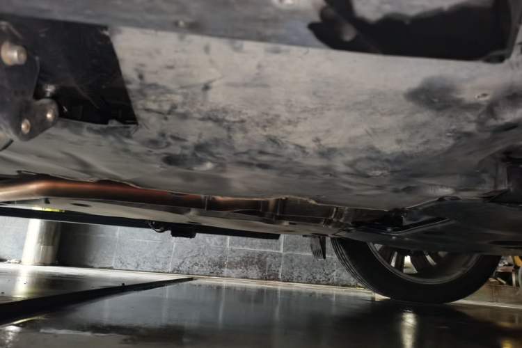 Used Volkswagen Teramont 2024 380TSI Four-Wheel Drive Longxiang Edition Chassis Front Right