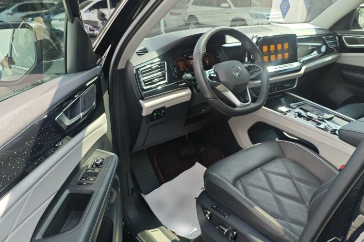 Used Volkswagen Teramont 2024 380TSI Four-Wheel Drive Prestige Luxury Edition Driver Seat