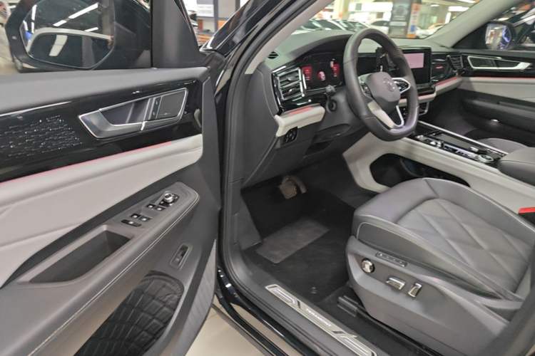 Used Volkswagen Teramont 2024 380TSI Four-Wheel Drive Prestige Flagship Edition Driver Seat