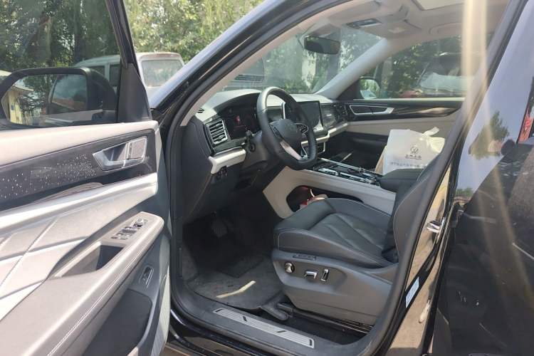 Used Volkswagen Teramont 2024 380TSI Four-Wheel Drive Prestige Luxury Edition Driver Seat