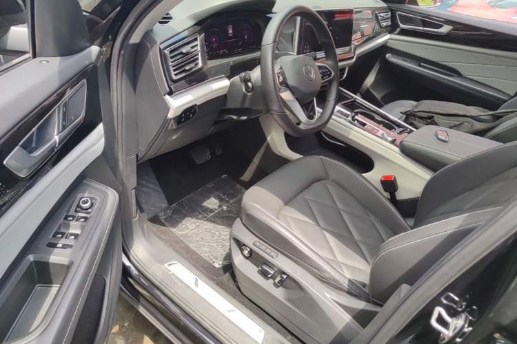 Used Volkswagen Teramont 2024 380TSI All-Wheel Drive Longyao Edition Driver Seat