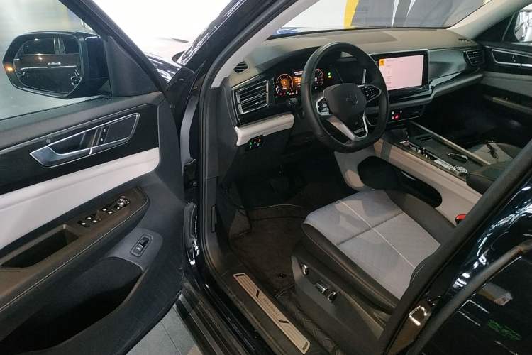 Used Volkswagen Teramont 2024 380TSI Four-Wheel Drive Dragon Edition Driver Seat