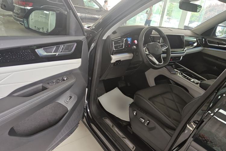 Used Volkswagen Teramont 2024 380TSI Four-Wheel Drive Longxiang Edition Driver Seat