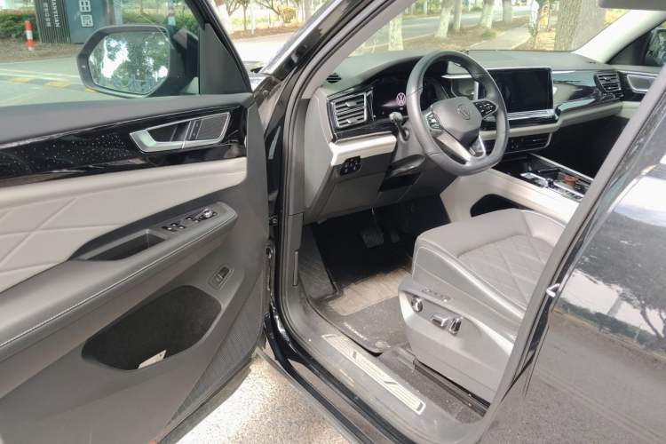 Used Volkswagen Teramont 2024 380TSI Four-Wheel Drive Prestige Luxury Edition Driver Seat
