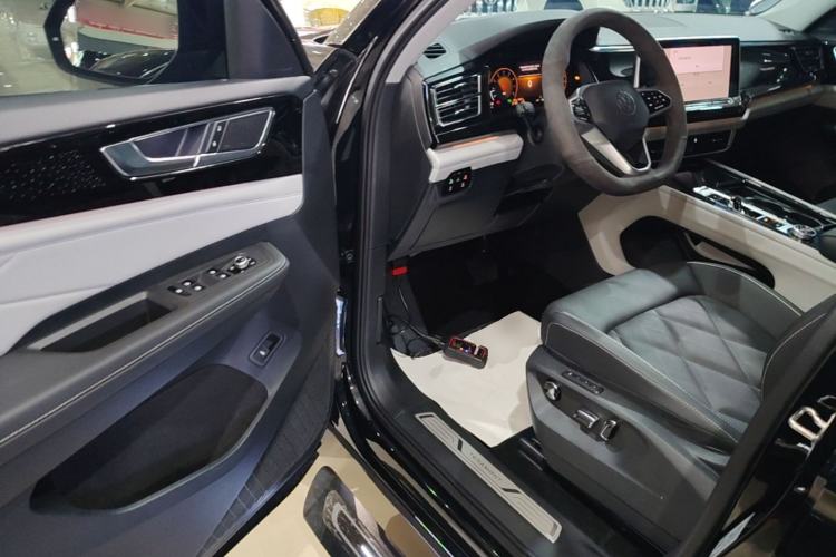 Used Volkswagen Teramont 2024 380TSI All-Wheel Drive Longyao Edition Driver Seat