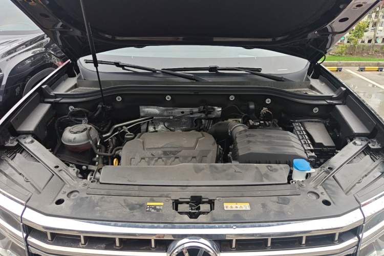 Used Volkswagen Teramont 2024 380TSI Four-Wheel Drive Longxiang Edition Engine Bay