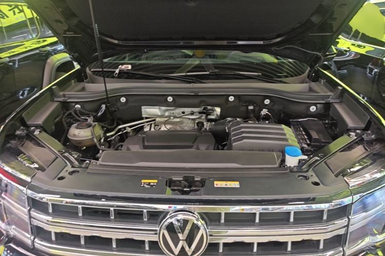 Used Volkswagen Teramont 2024 380TSI Four-Wheel Drive Longxiang Edition Engine Bay