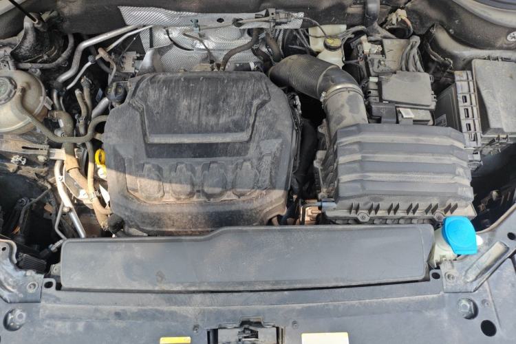 Used Volkswagen Teramont 2024 380TSI Four-Wheel Drive Longxiang Edition Engine Bay