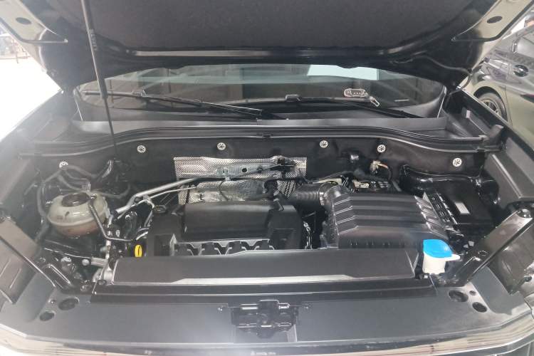 Used Volkswagen Teramont 2024 380TSI All-Wheel Drive Longyao Edition Engine Bay