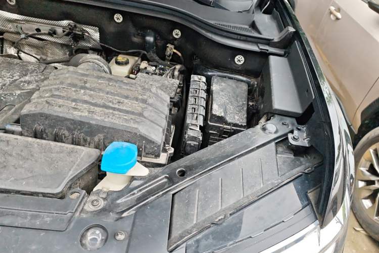 Used Volkswagen Teramont 2024 380TSI All-Wheel Drive Longyao Edition Engine Bay Left