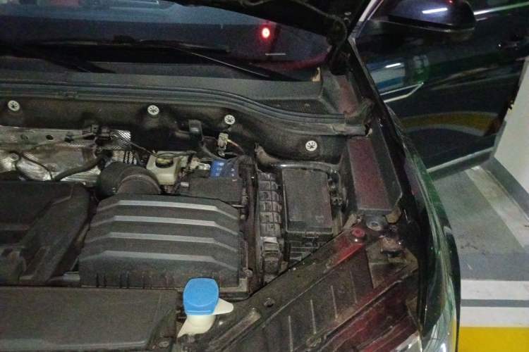 Used Volkswagen Teramont 2024 380TSI All-Wheel Drive Longyao Edition Engine Bay Left
