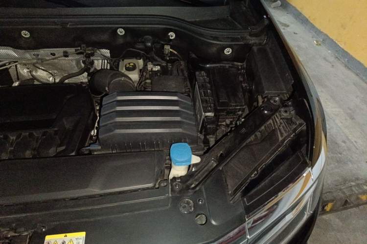Used Volkswagen Teramont 2024 380TSI Four-Wheel Drive Prestige Flagship Edition Engine Bay Left