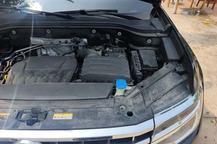 Used Volkswagen Teramont 2024 380TSI Four-Wheel Drive Prestige Luxury Edition Engine Bay Left