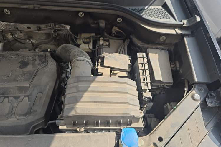 Used Volkswagen Teramont 2024 380TSI Four-Wheel Drive Luxury Edition Engine Bay Left