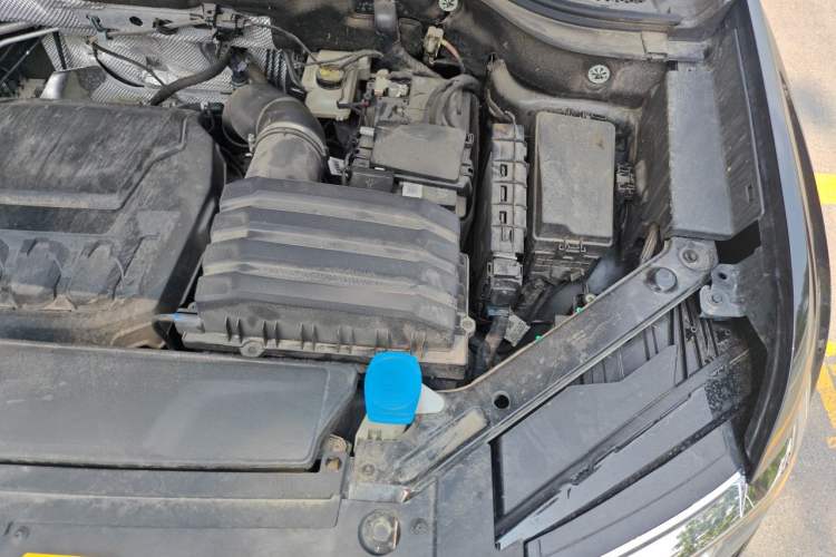 Used Volkswagen Teramont 2024 380TSI Four-Wheel Drive Longxiang Edition Engine Bay Left