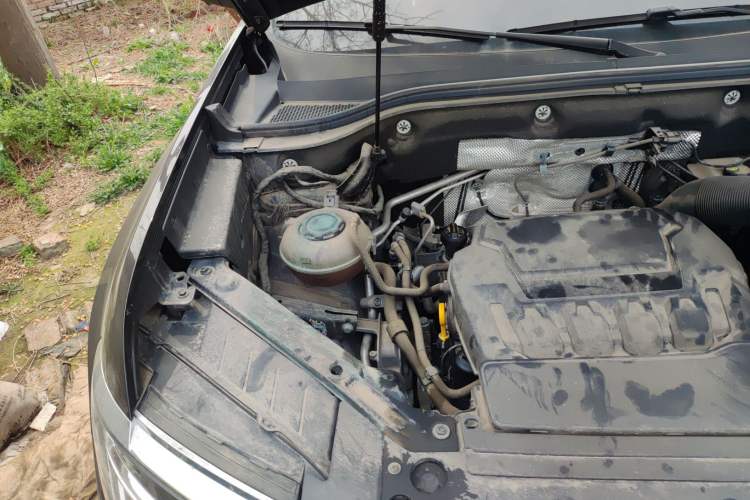 Used Volkswagen Teramont 2024 380TSI Four-Wheel Drive Prestige Luxury Edition Engine Bay Right