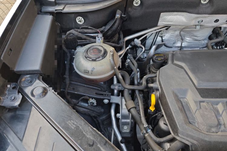 Used Volkswagen Teramont 2024 380TSI Four-Wheel Drive Prestige Luxury Edition Engine Bay Right