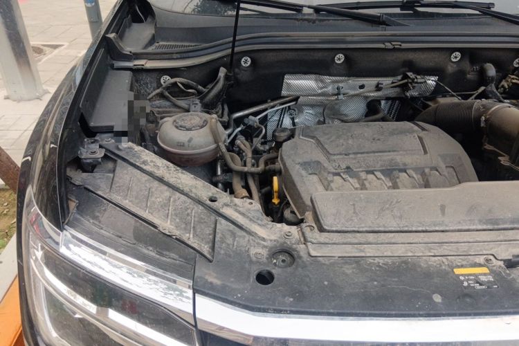 Used Volkswagen Teramont 2024 380TSI All-Wheel Drive Longyao Edition Engine Bay Right