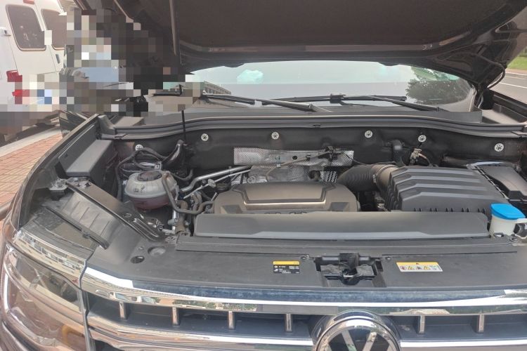 Used Volkswagen Teramont 2024 380TSI All-Wheel Drive Longyao Edition Engine Bay Right