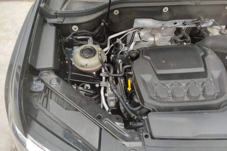 Used Volkswagen Teramont 2024 380TSI Four-Wheel Drive Prestige Flagship Edition Engine Bay Right