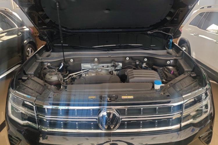 Used Volkswagen Teramont 2024 380TSI Four-Wheel Drive Dragon Edition Engine Bay